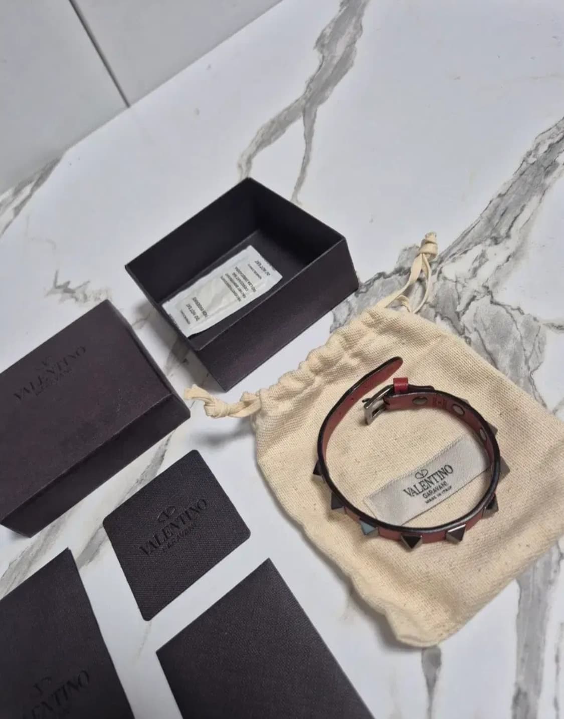 발렌티노(명품) 락스터드 팔찌 상품이미지1