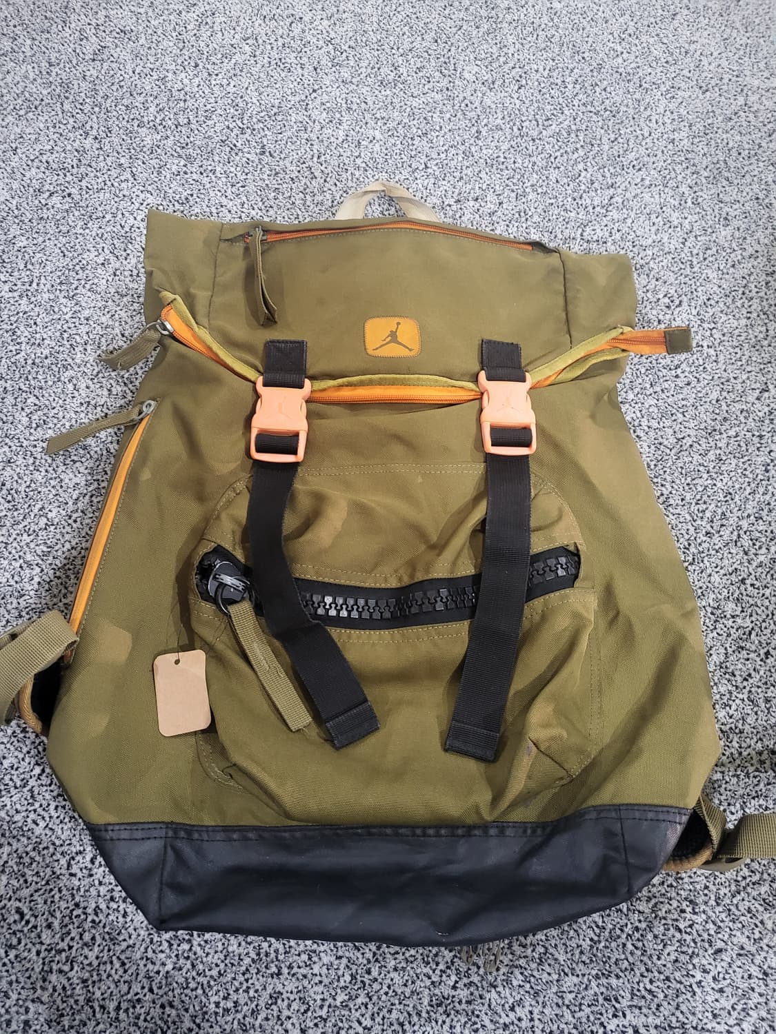 조던 브라운 컬러 백팩 상품이미지1