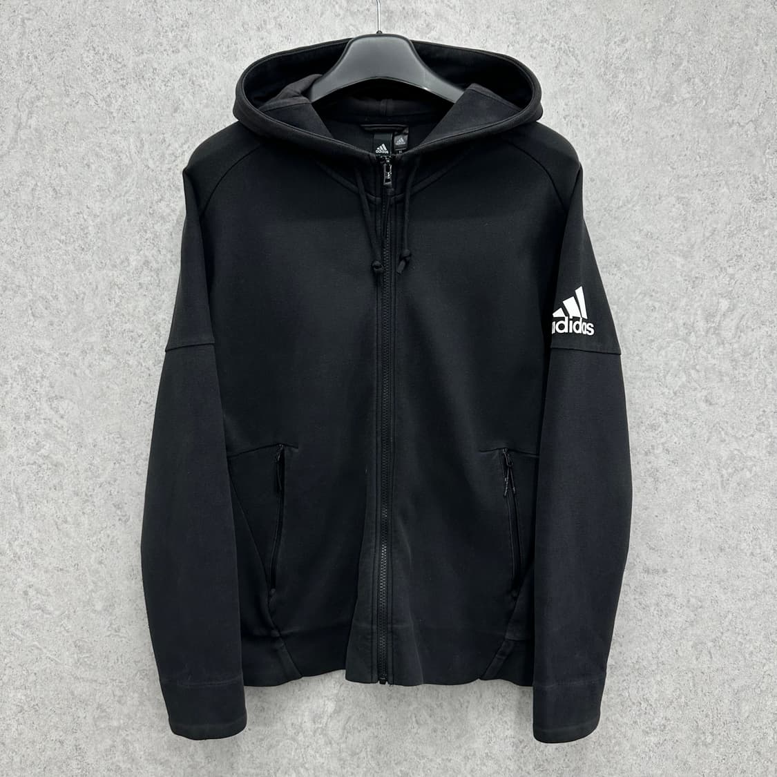 105 아디다스 남자 후드집업 상품이미지1