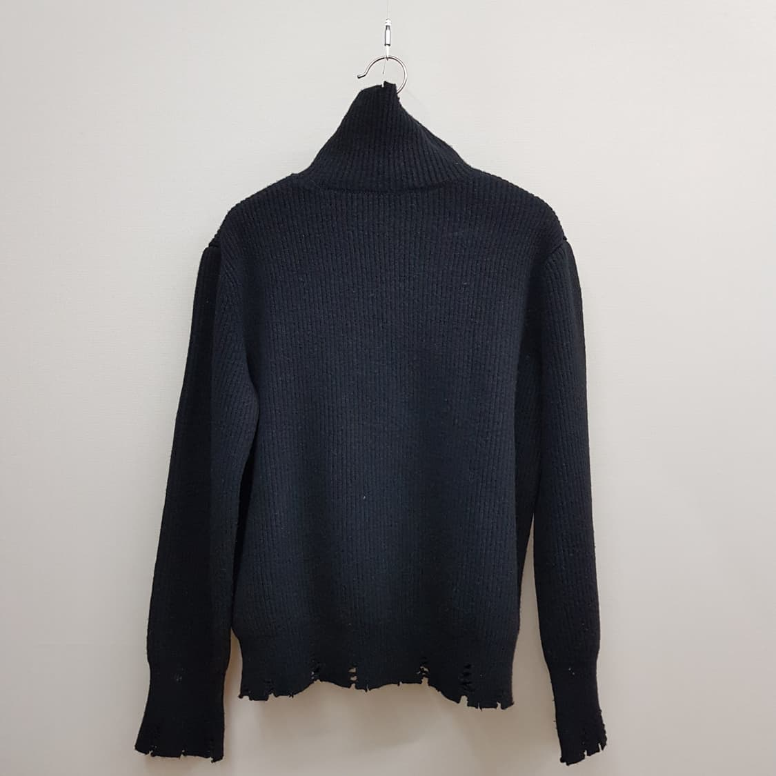 BEAKER 비이커 2021 디스트로이드 터틀넥 울 니트 1사이즈 상품이미지4