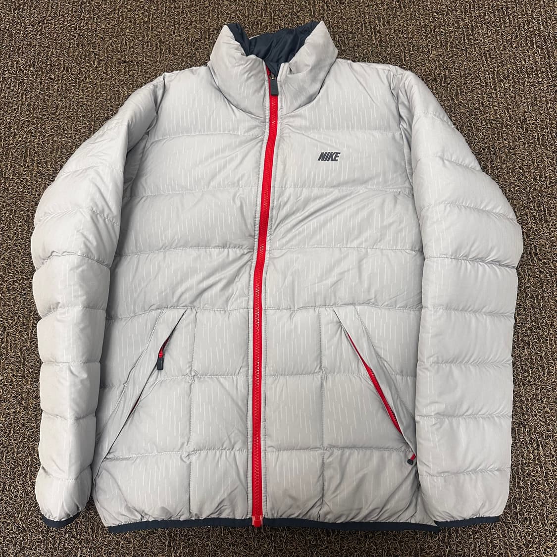 NIKE 나이키 양면 덕다운 패딩 95(M) 상품이미지4