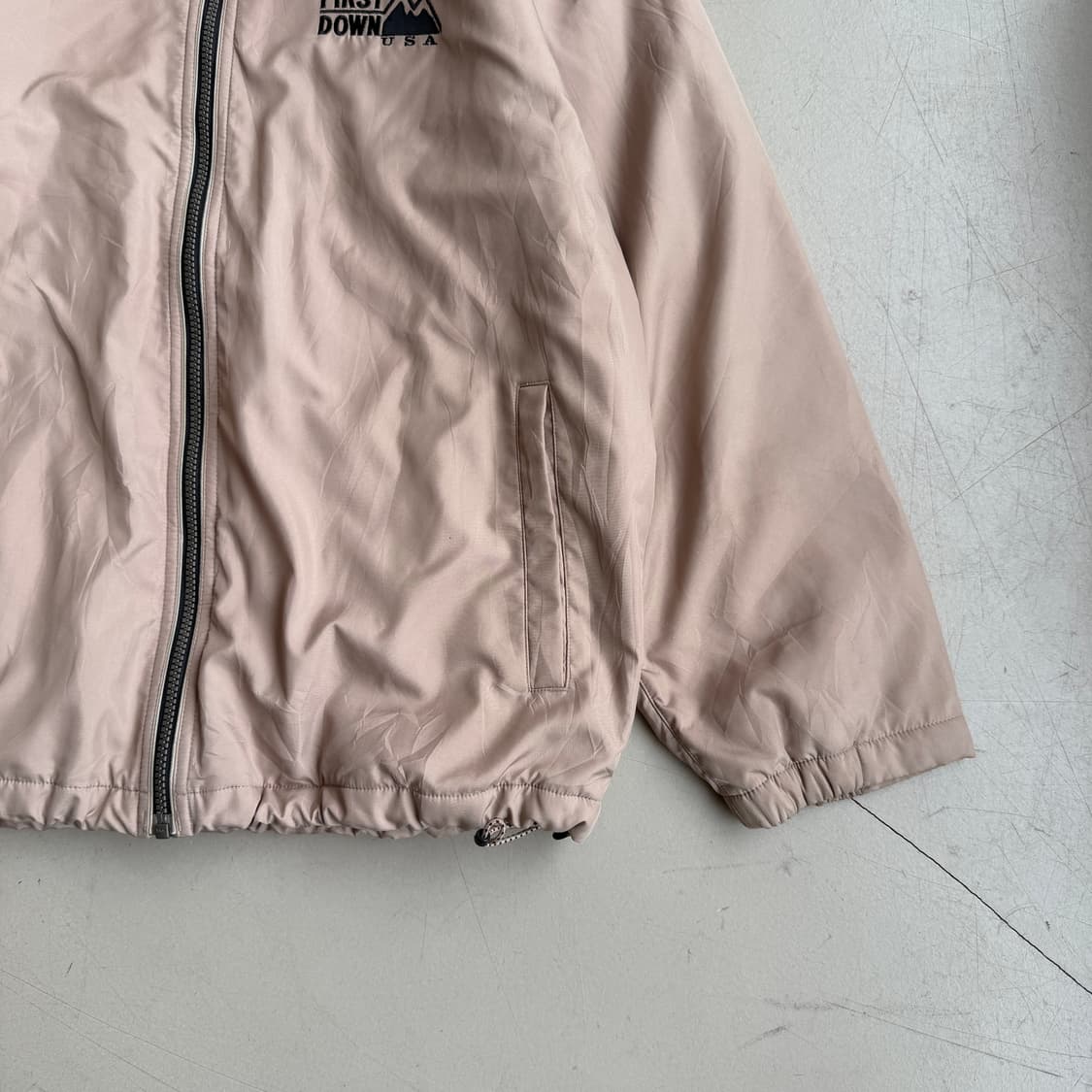 퍼스트 다운 아웃도어 자켓 상품이미지2