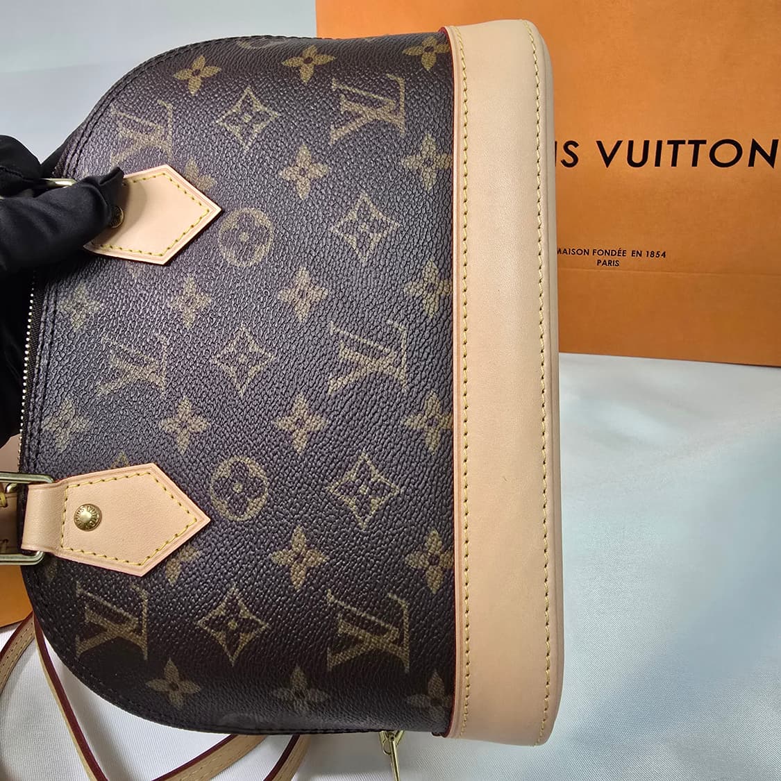 루이비통 알마 BB 상품이미지3