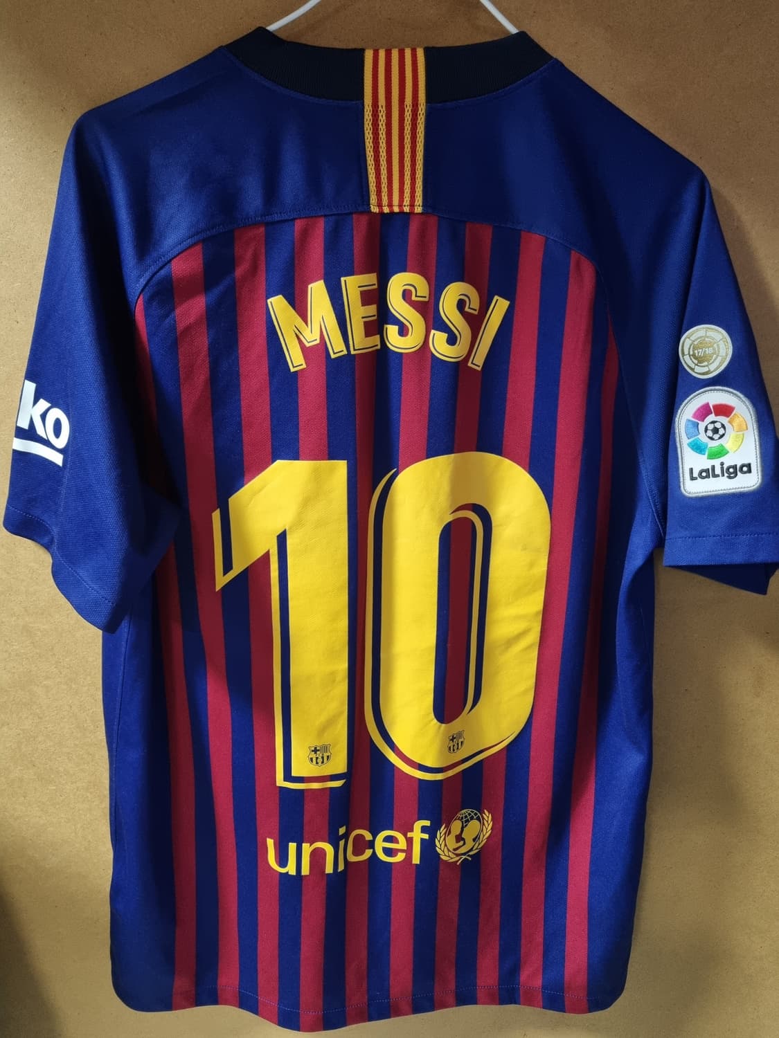 나이키 바로셀로나 메시 17-18 유니폼 반팔티 상품이미지2