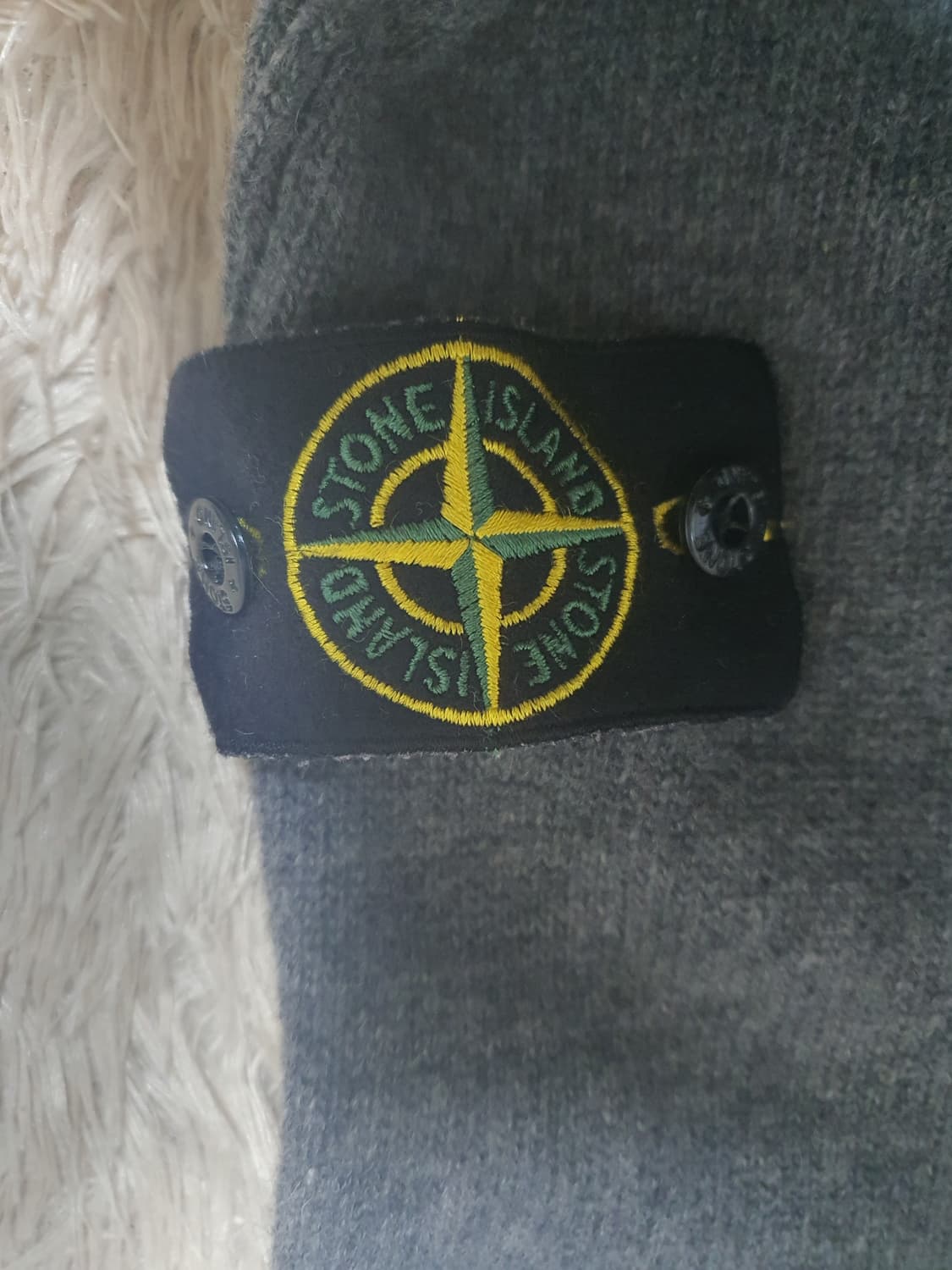 스톤아일랜드 크루넥 와펜 니트 사이즈 100 상품이미지3