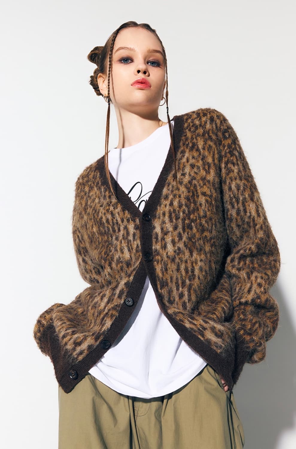 에즈이프캘리) 레오파드 니트 가디건 상품이미지1