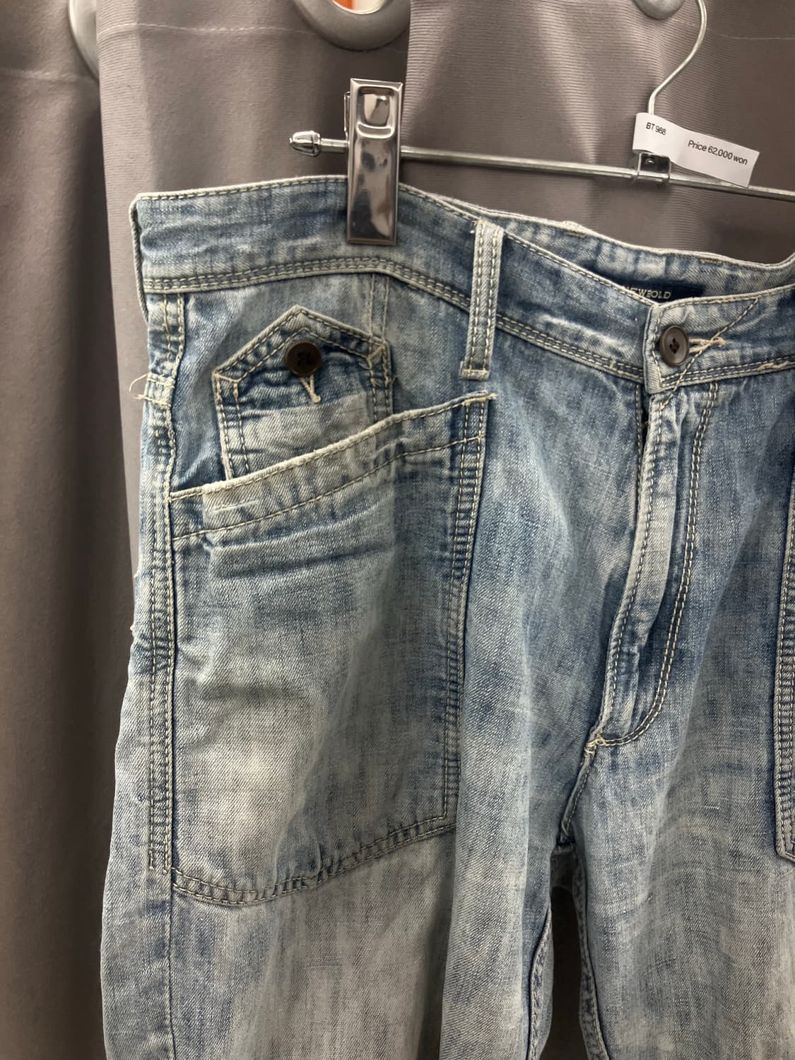 알뉴볼드 데미지 연청 하프 데님팬츠 상품이미지4