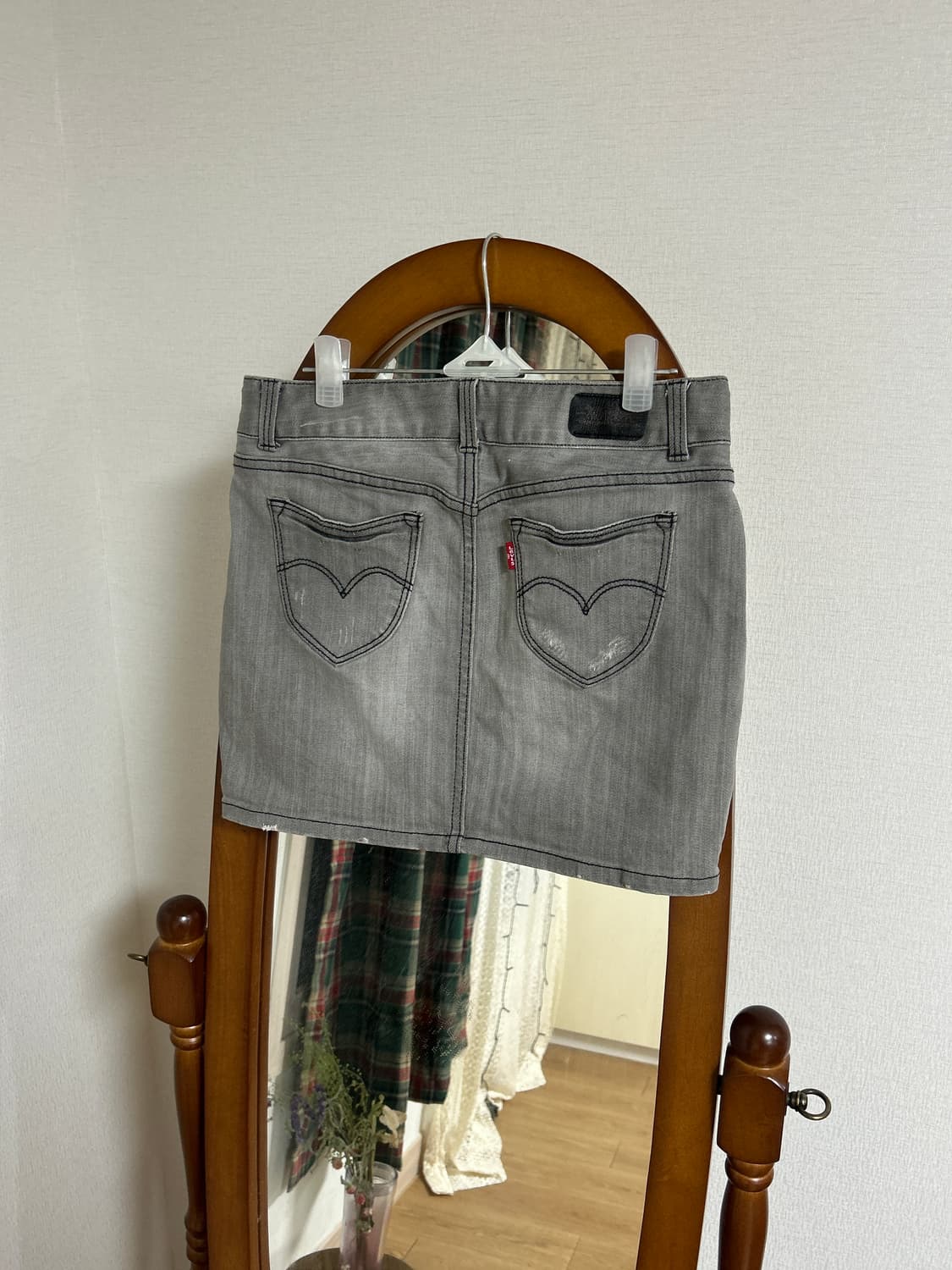 Levis 리바이스 그레이 데님 로우라이즈 스커트 상품이미지2