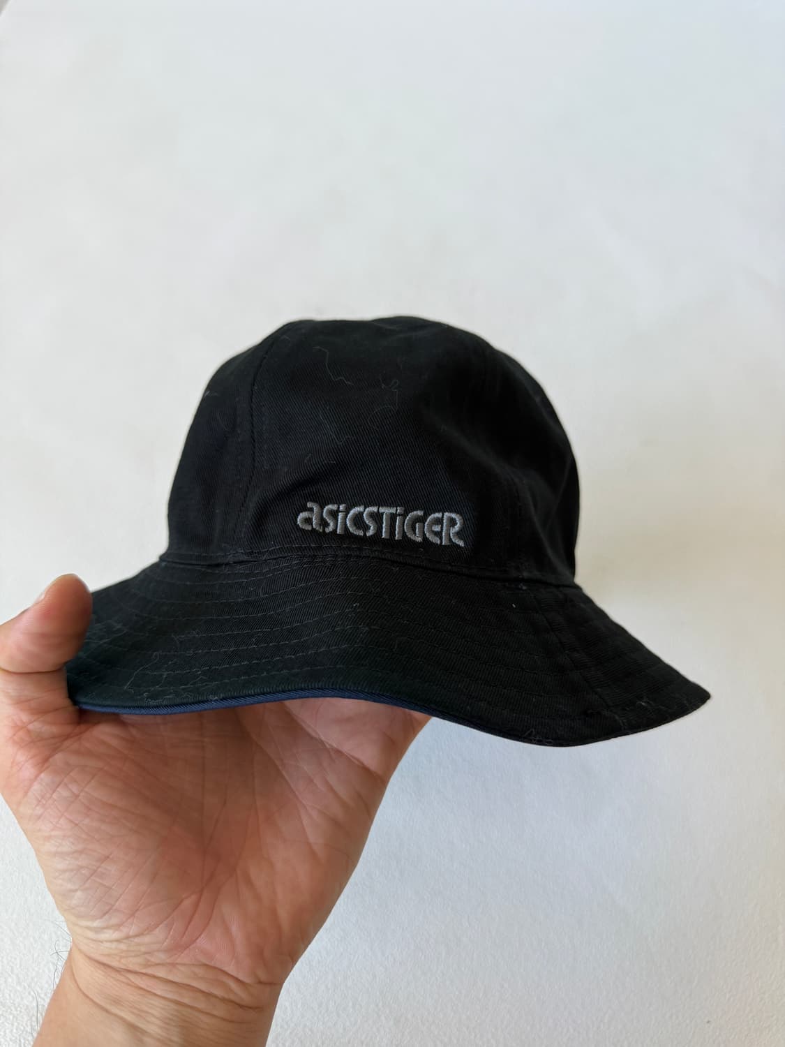 아식스타이거(asicsTIGER) 리버시블 버킷햇 상품이미지3