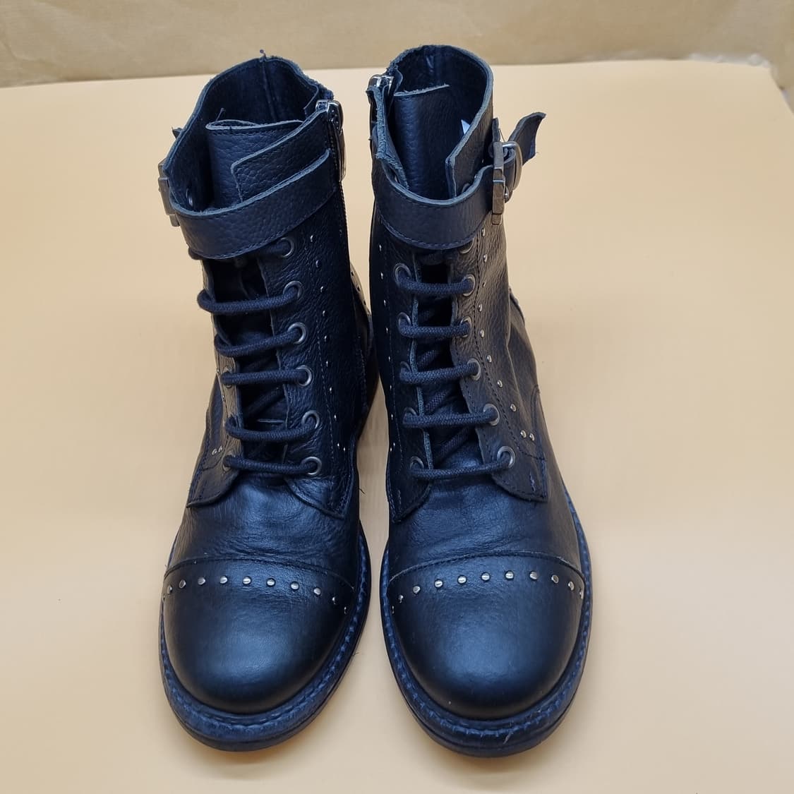 슈콤마보니 가죽앵클부츠220 상품이미지2