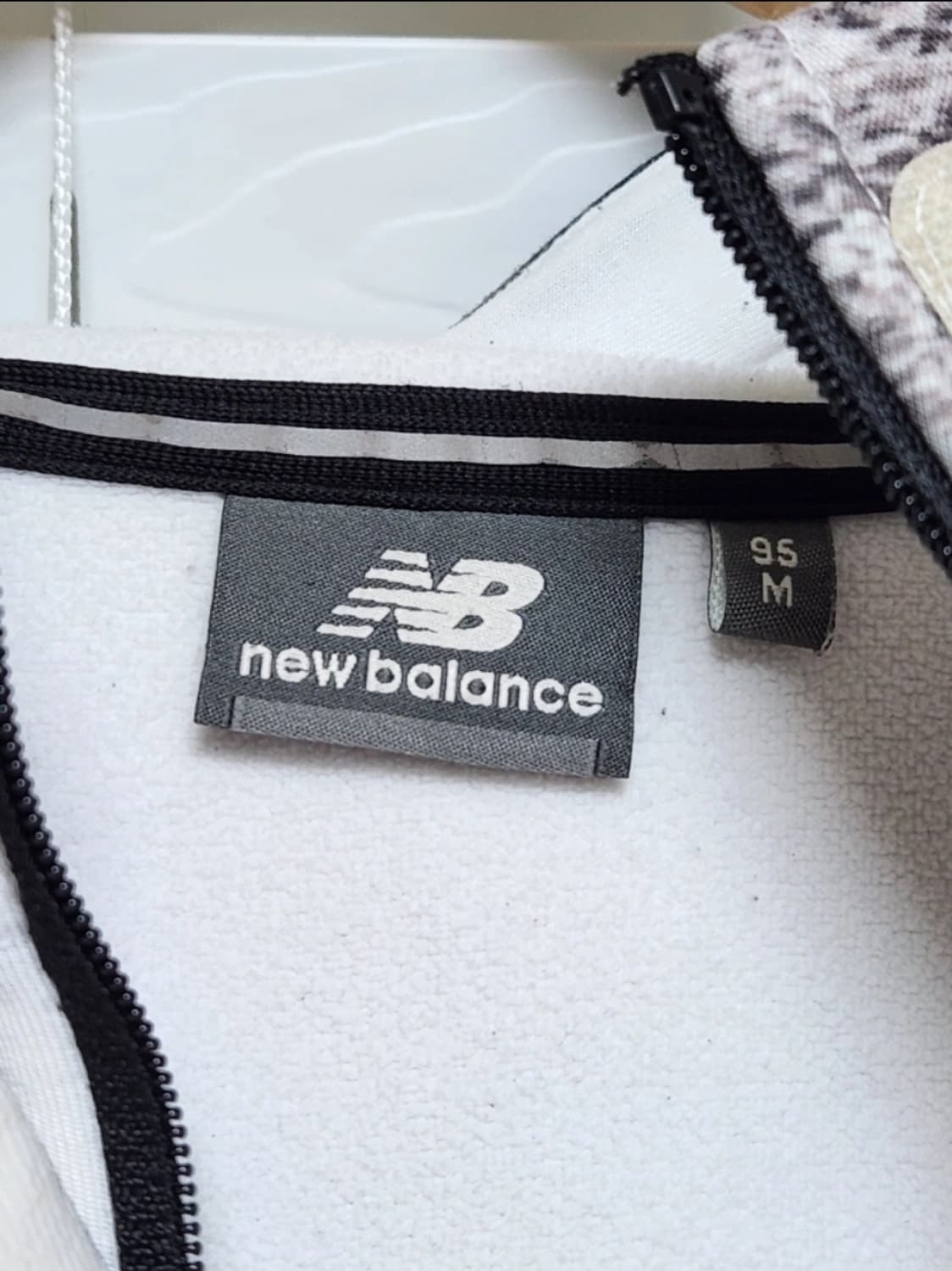 뉴발란스 폴리스 본딩 하프집업 후드티 M 상품이미지2