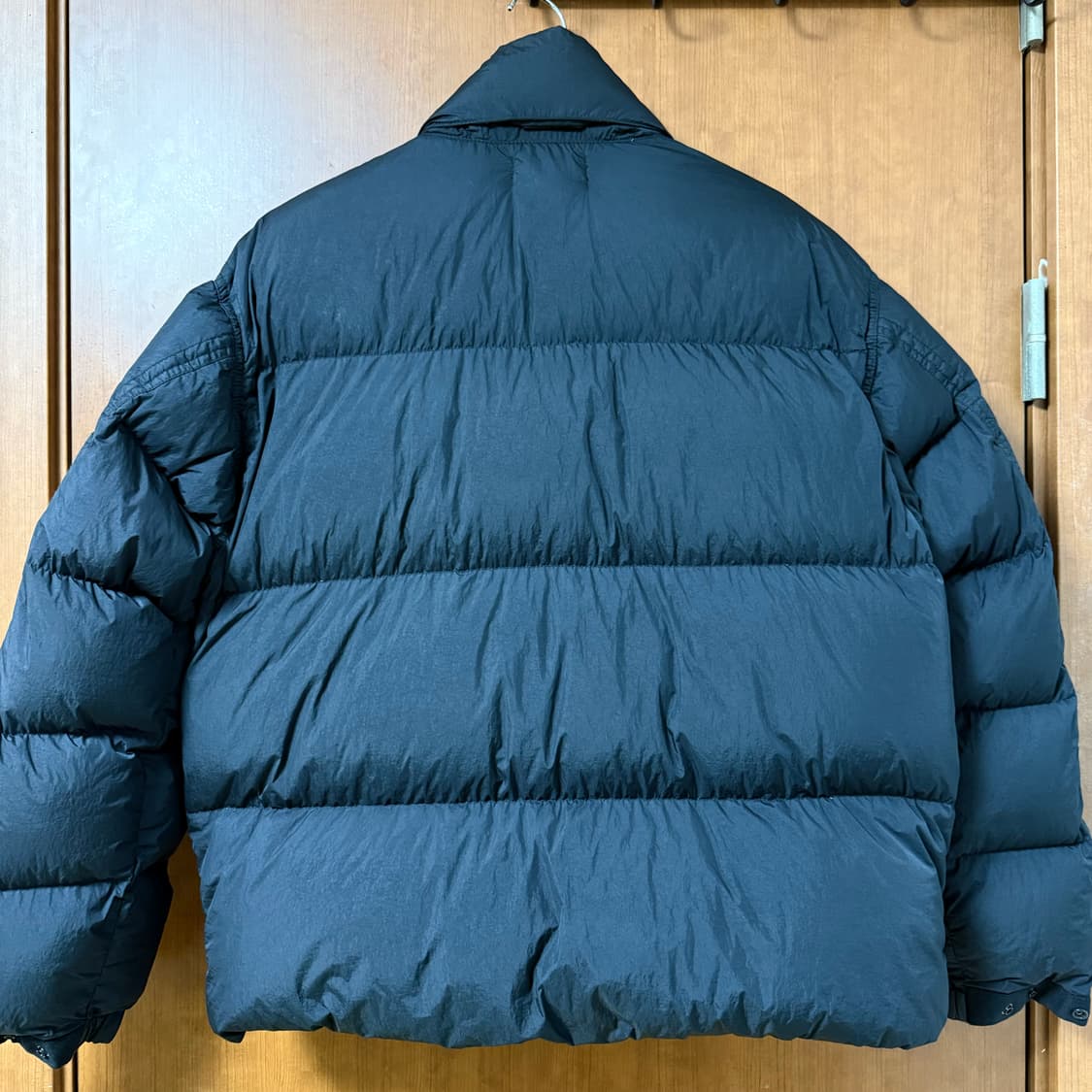 스톤아일랜드 23fw 크링클랩스 패딩 논후드 블랙 L 상품이미지2