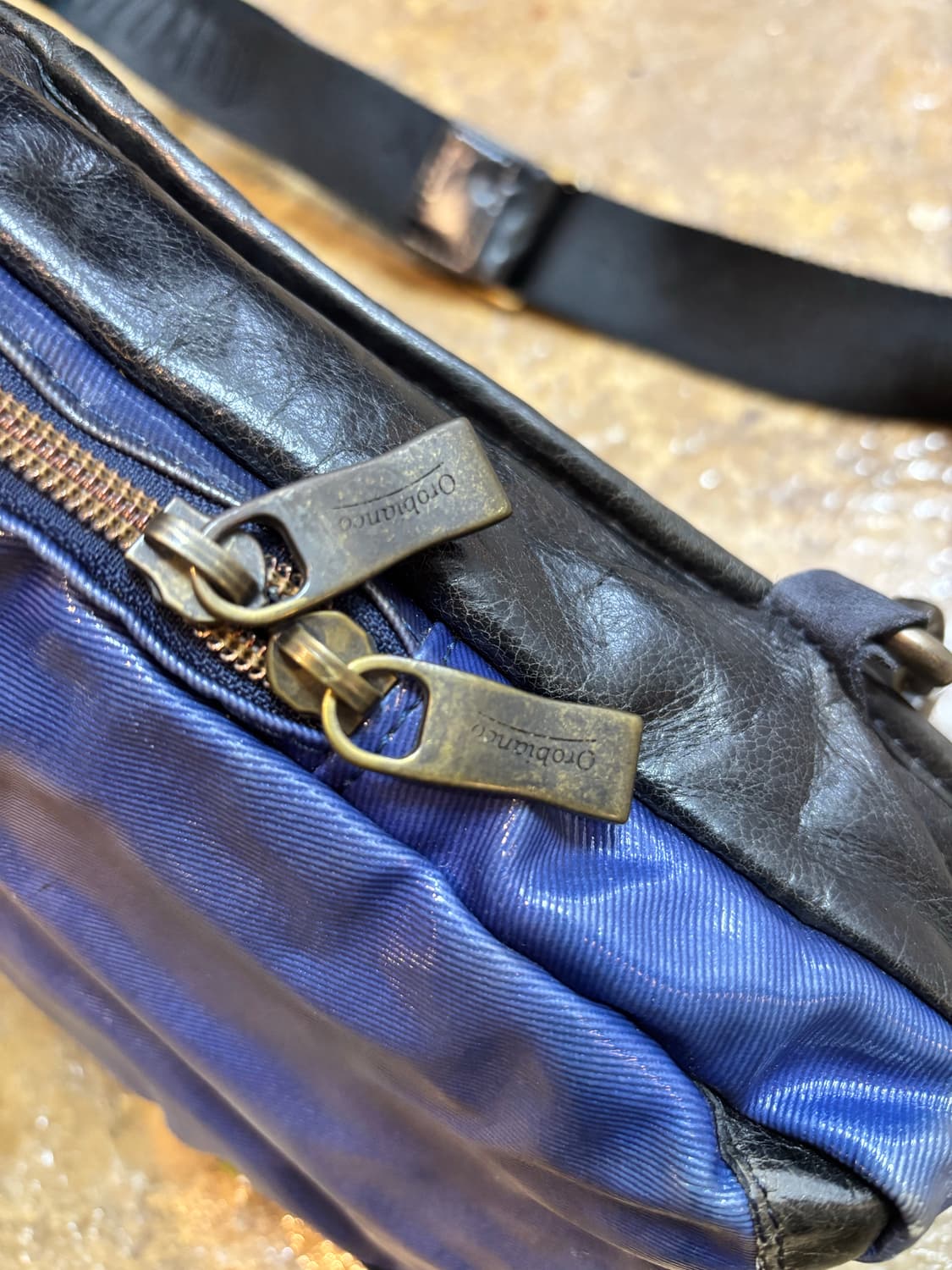 오로비앙코 이탈리아 슬링백 상품이미지4