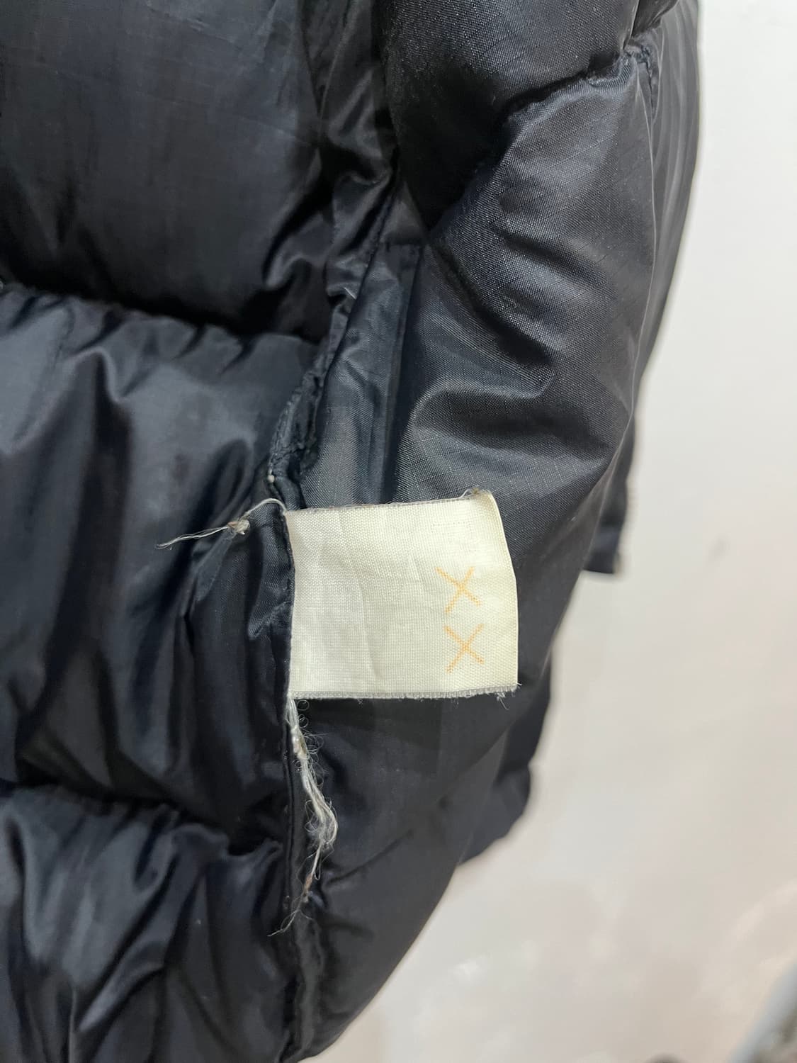 빈티지 COLUMBIA 콜롬비아 다운 패딩 블랙  상품이미지5