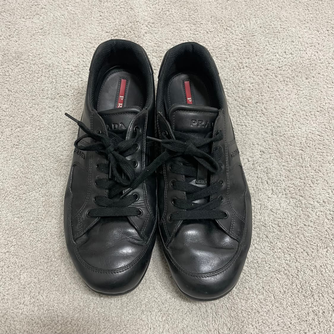 265) 프라다 스포츠 레더 사이드 메탈 로고 스니커즈 신발 상품이미지4