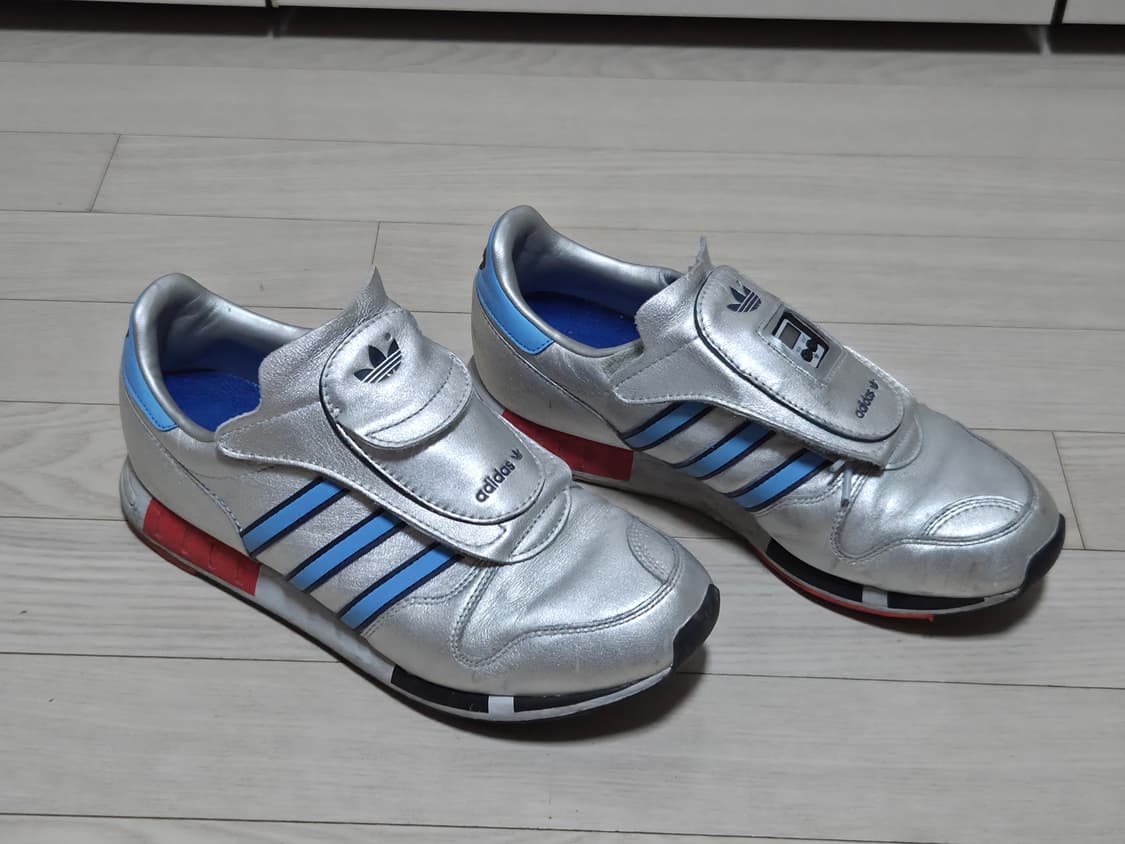 아디다스 마이크로페이서 실버 운동화 245 상품이미지3