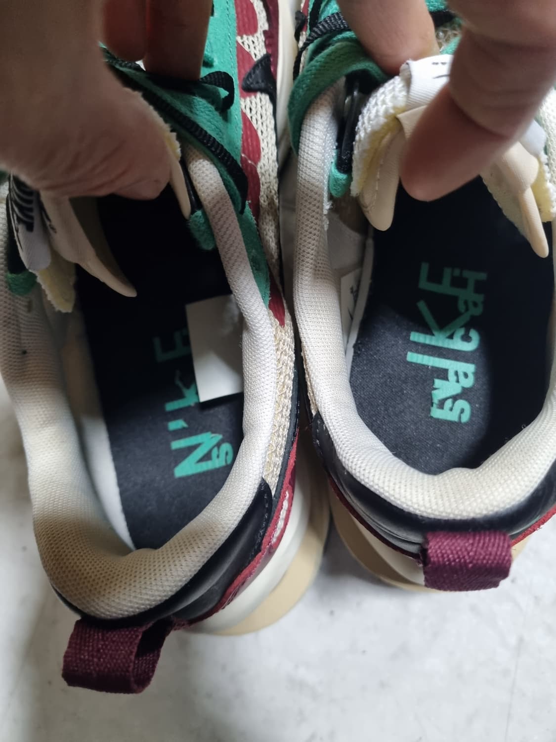 나이키 사카이 베이퍼와플 빌런 상품이미지5