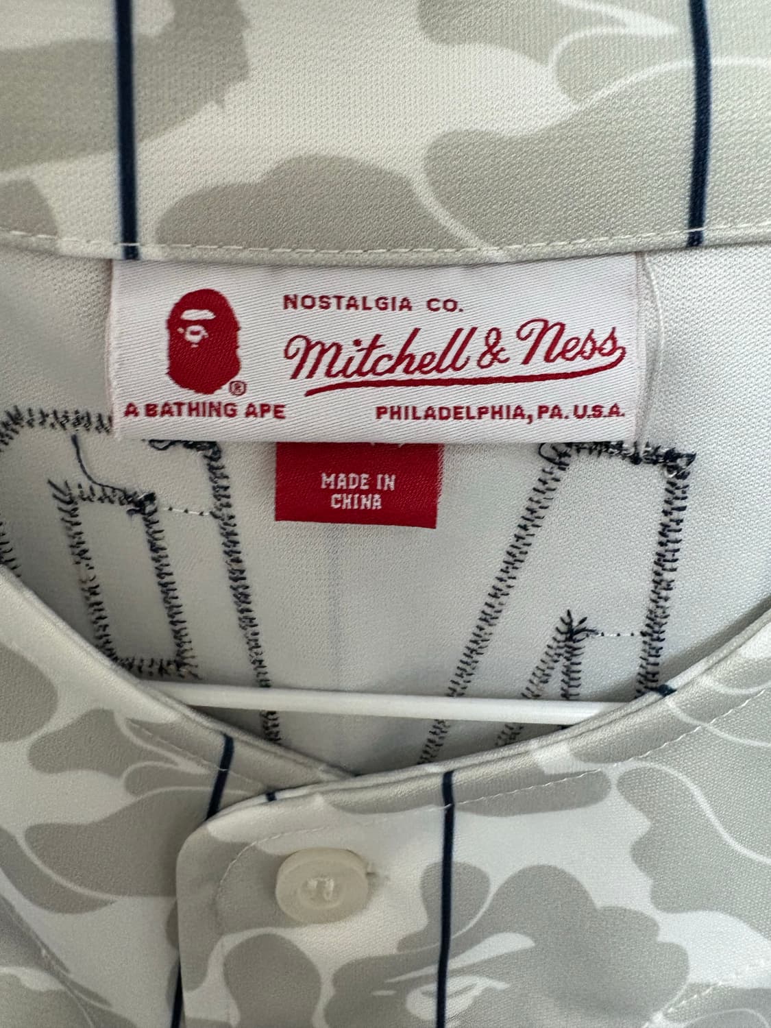 베이프 x mitchell & ness 야구 셔츠 상품이미지3
