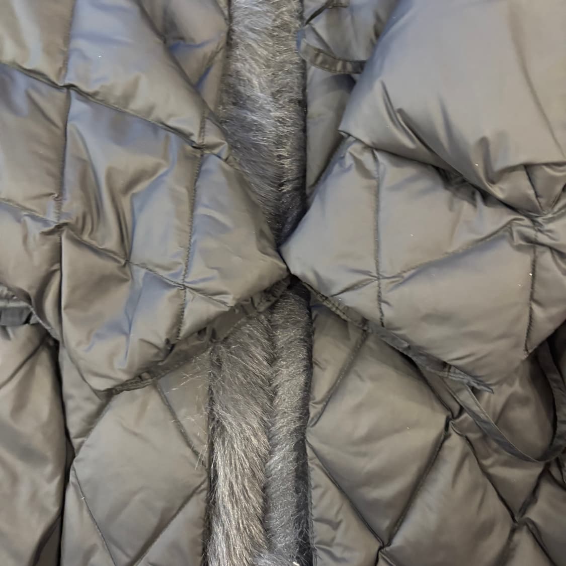 LALALOUNGE(랄라 라운지) 폭스퍼 패딩 상품이미지4