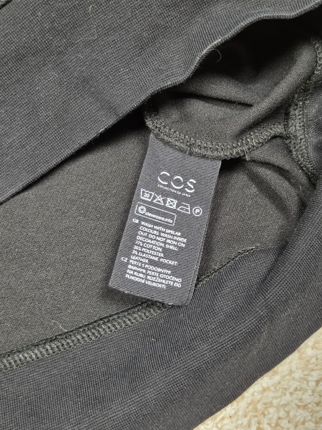 [코스] 리얼 레더 포켓 맨투맨 | 00281 상품이미지4