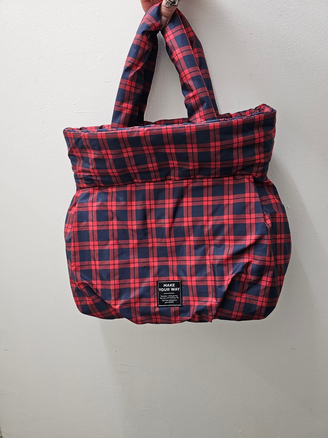 Japan 레드 네이비 체크 패딩 토트백 상품이미지2