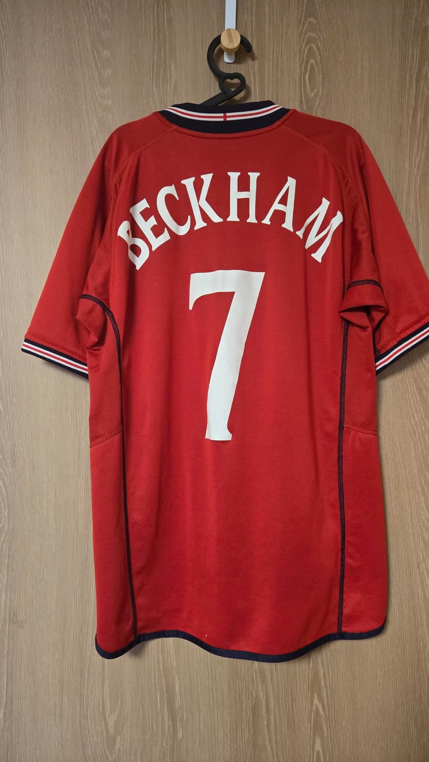 02-04 잉글랜드 어웨이 베컴 축구유니폼 상품이미지2