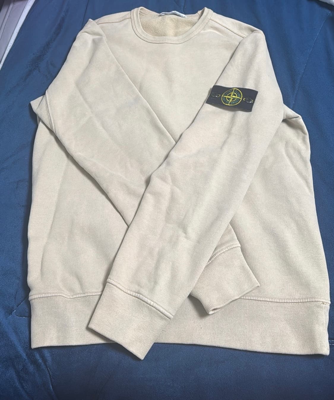 스톤아일랜드 베이지 맨투맨 상품이미지2