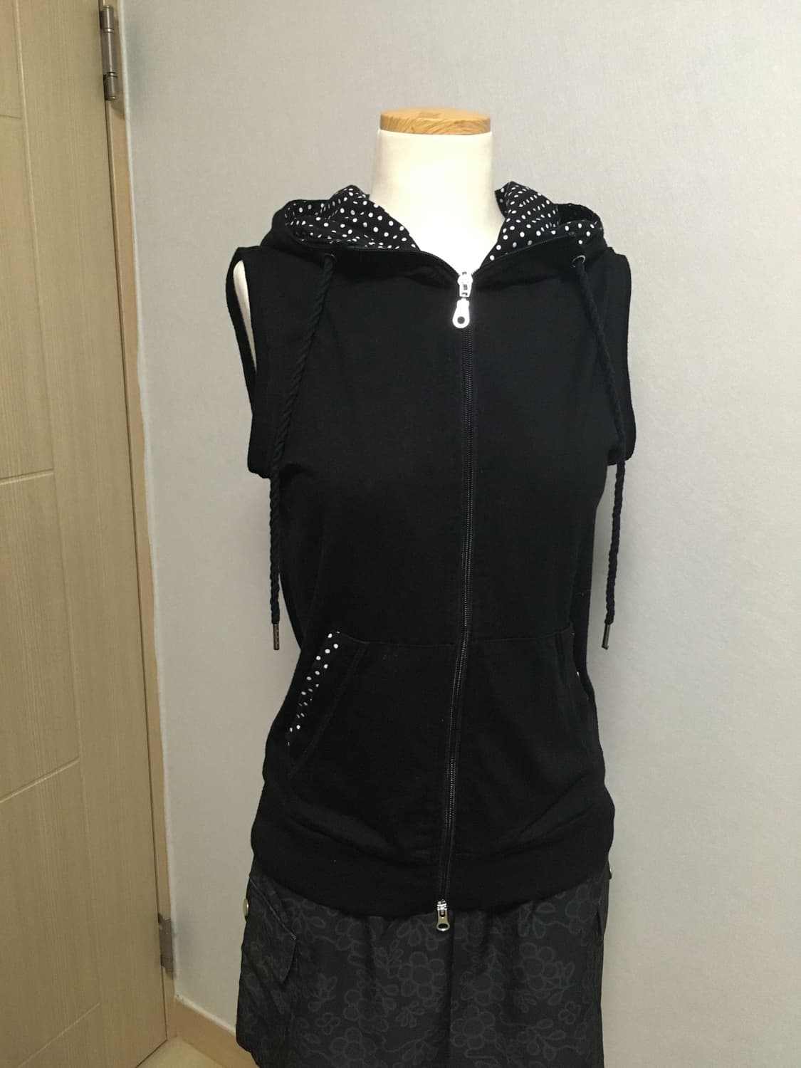 일본빈티지 도트 블랙 후드 조끼 베스트 상품이미지2