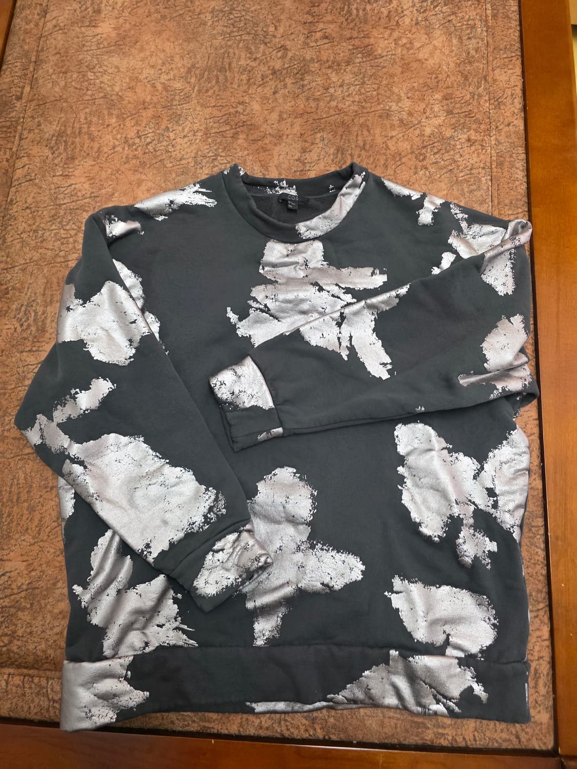 COS 코스 루즈핏 글리터 프린팅 기모 맨투맨 M 상품이미지1