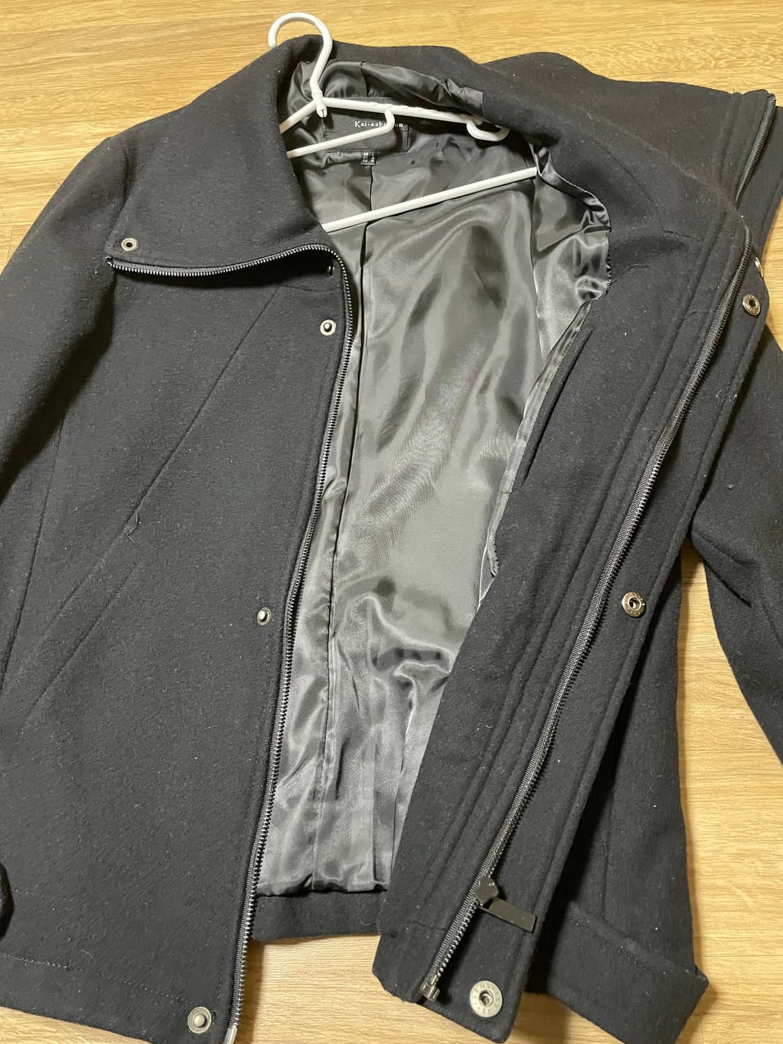 [카이아크만] 남성 하이넥 비대칭 지퍼 울 코트 블랙 - L사이즈 상품이미지3