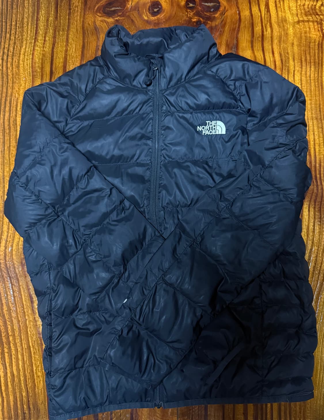 노스페이스 경량패딩 상품이미지1