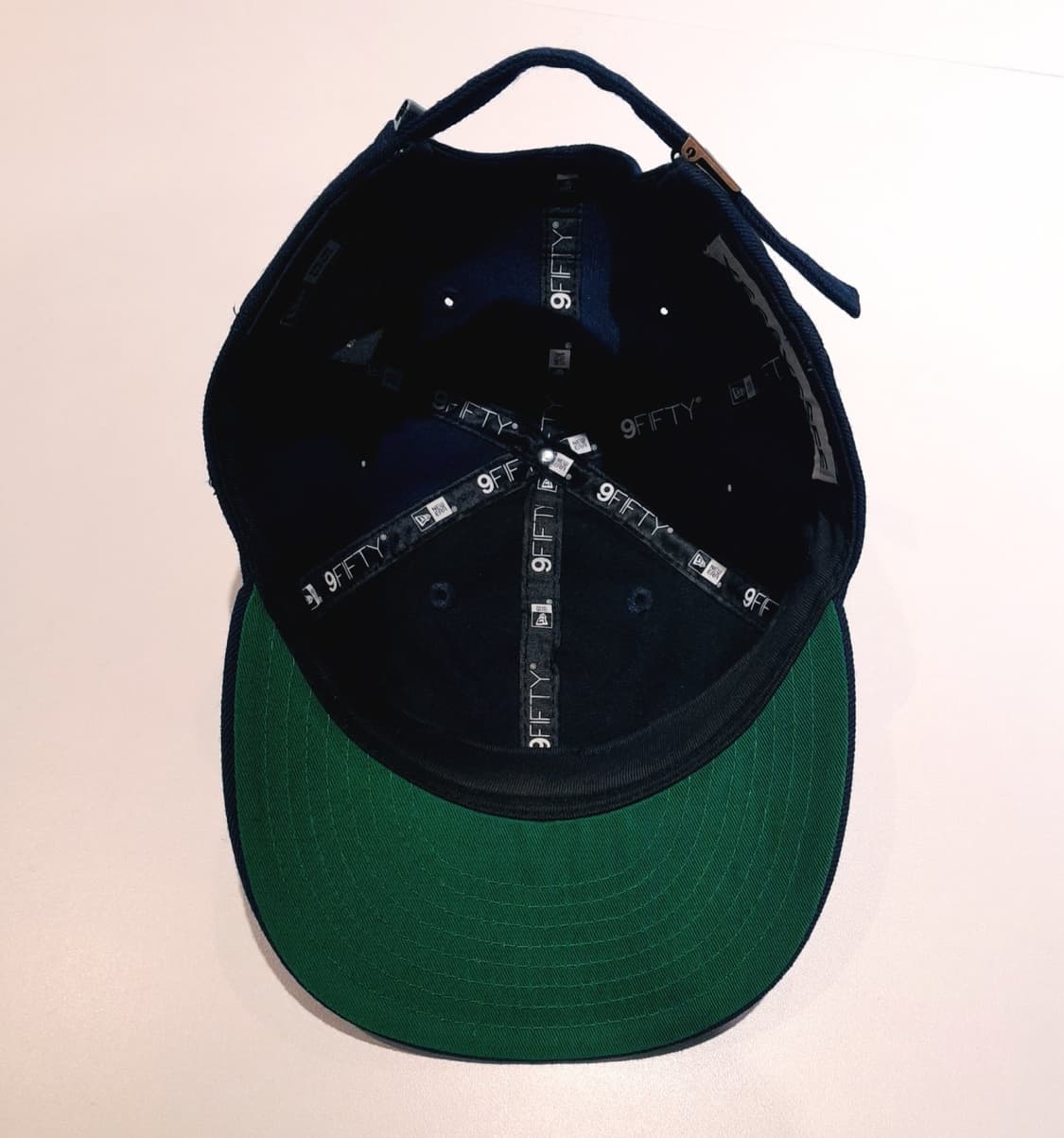 💥예스아이씨 X 뉴에라 볼캡 (네이비)
 상품이미지8