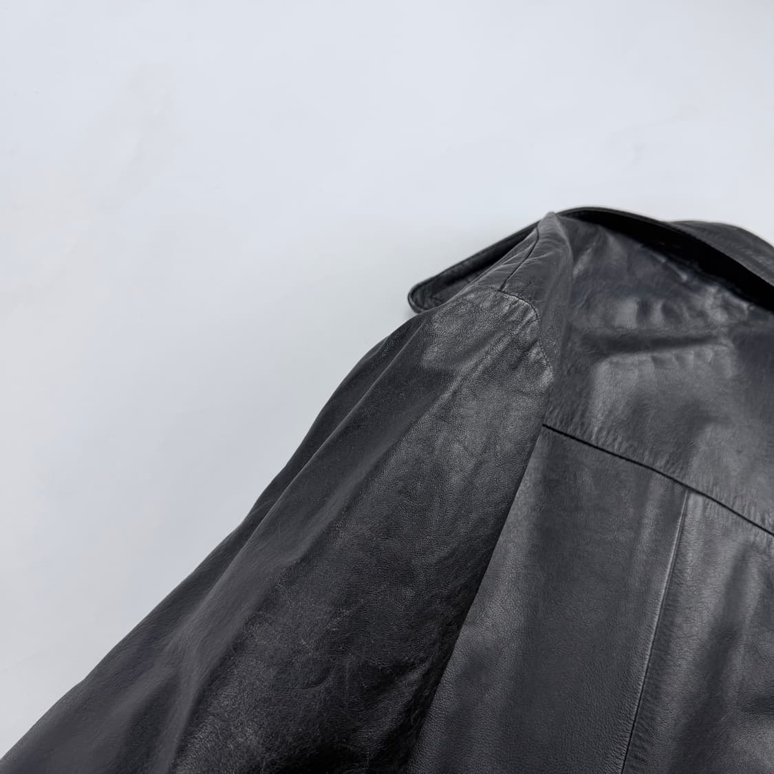 Leather belted trench coat 상품이미지10