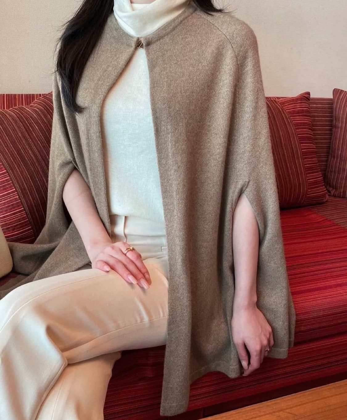 THE LAURENT 울 케이프 코트 상품이미지2