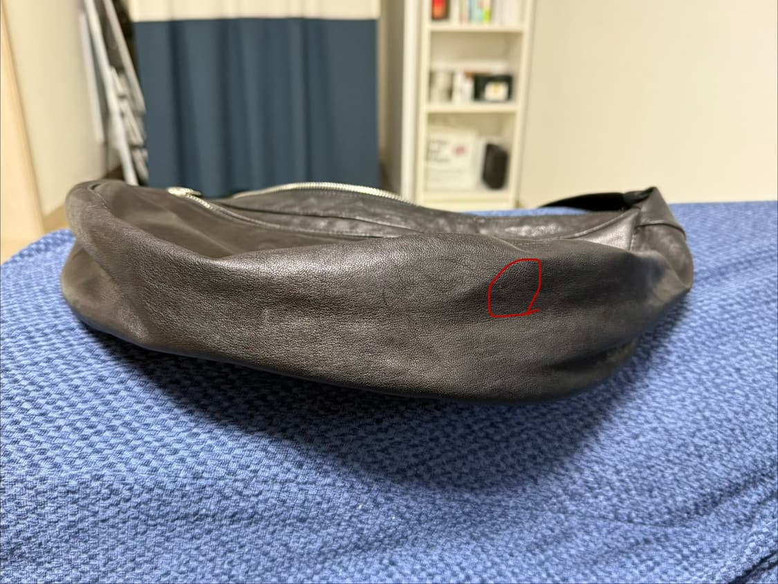 엔벨로프 레더 호보백 상품이미지4