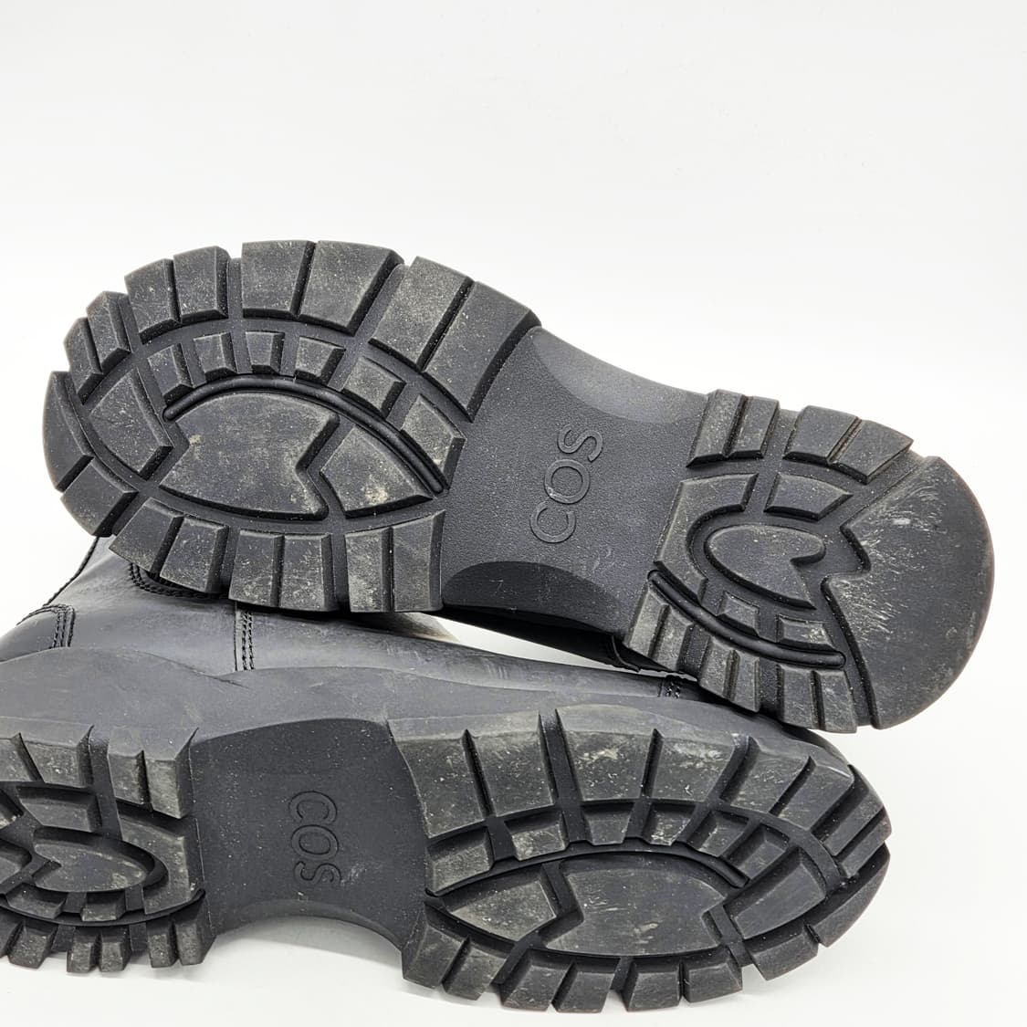 COS 코스 청키 러버 부츠 블랙 (275) 상품이미지5