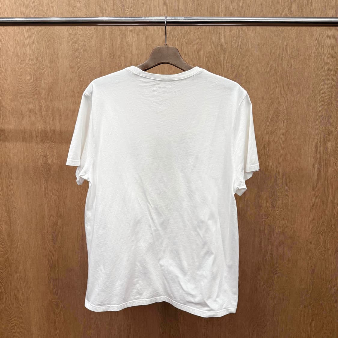 캘빈클라인 베이직 반팔 티셔츠 빅로고 프린팅 그래픽 디테일 화이트 상품이미지3