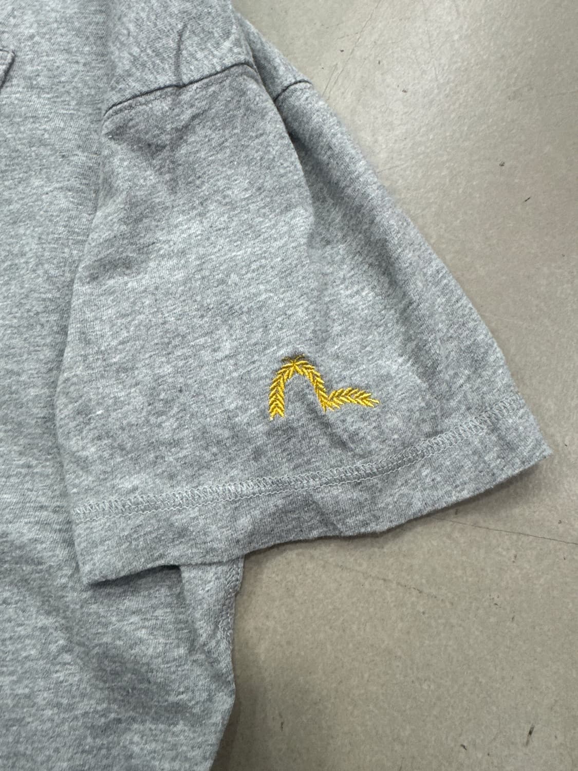 에비수 센터 포켓 반팔티 42 상품이미지3