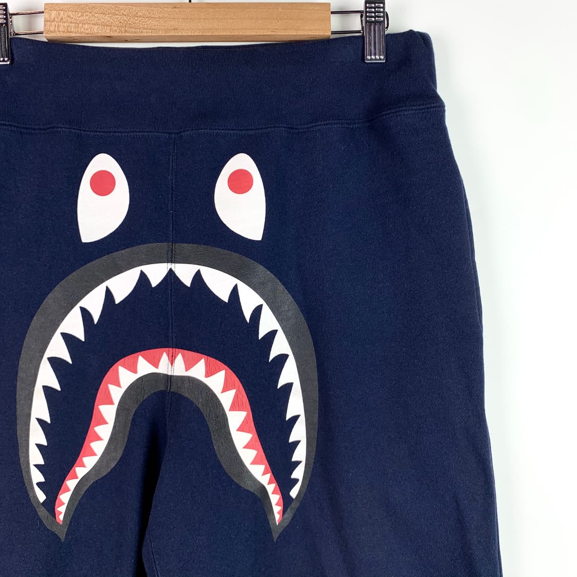 베이프 17F/W 샤크 페이스 네이비 스웻 조거 팬츠 상품이미지5