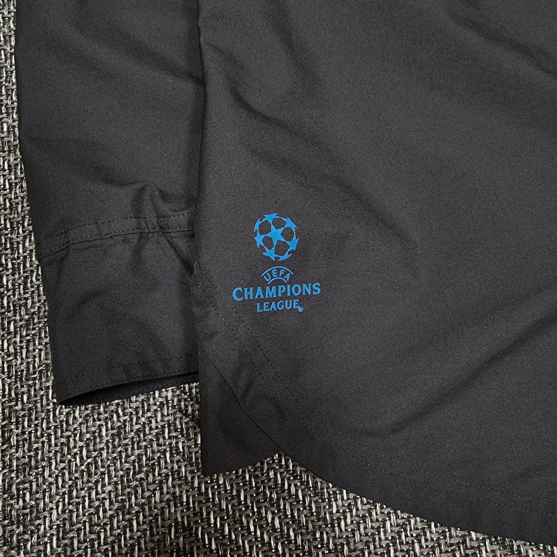 아디다스 레알마드리드 챔피언스리그 바람막이 상품이미지4