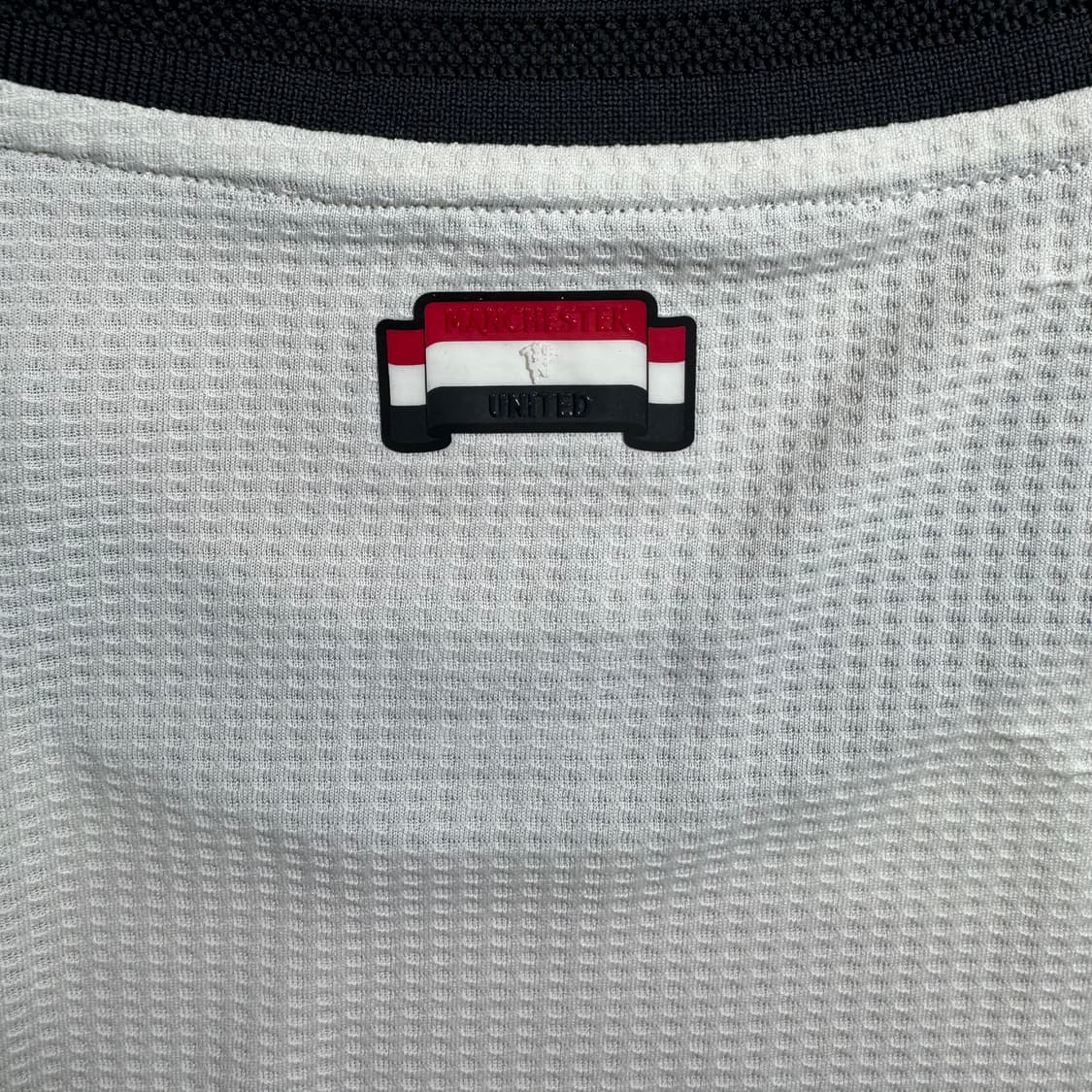 24-25 맨체스터 유나이티드 서드 어센틱 유니폼 상품이미지7