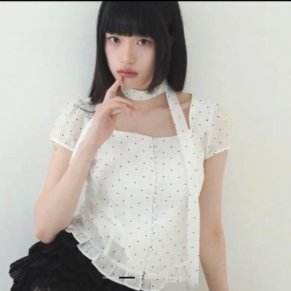 일리고 리본 타이 스퀘어넥 블라우스 화이트 도트 상품이미지2