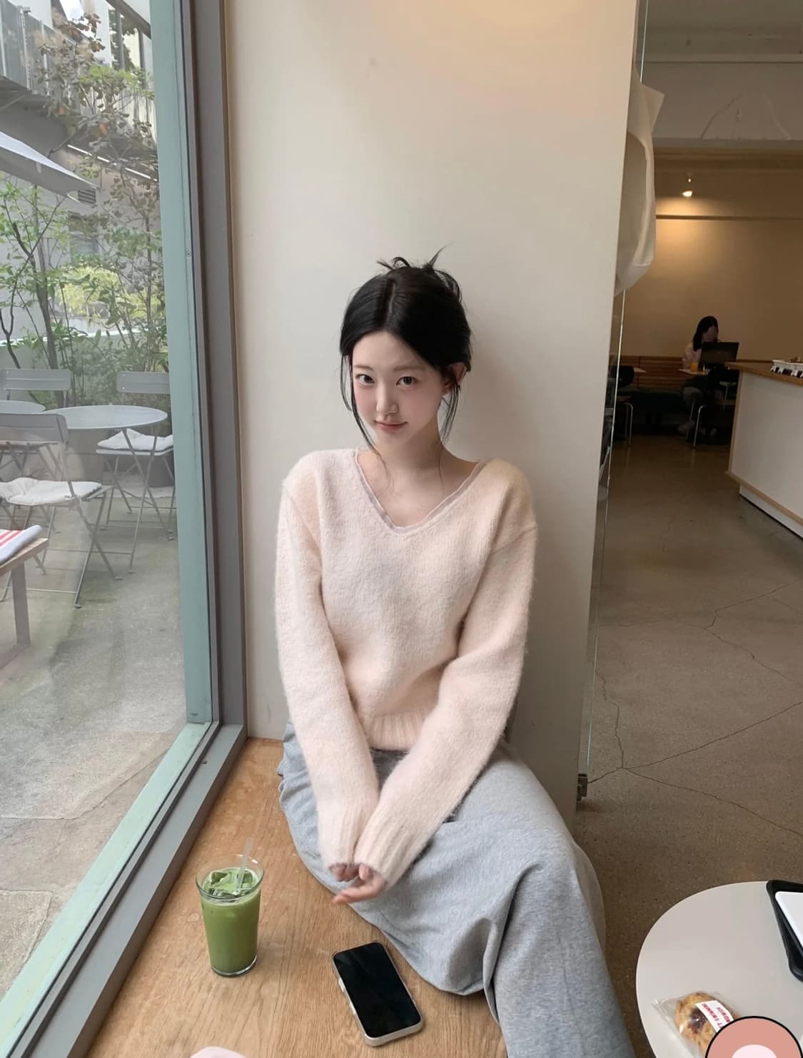 (새상품)제니오 윙스 브이 니트 상품이미지3