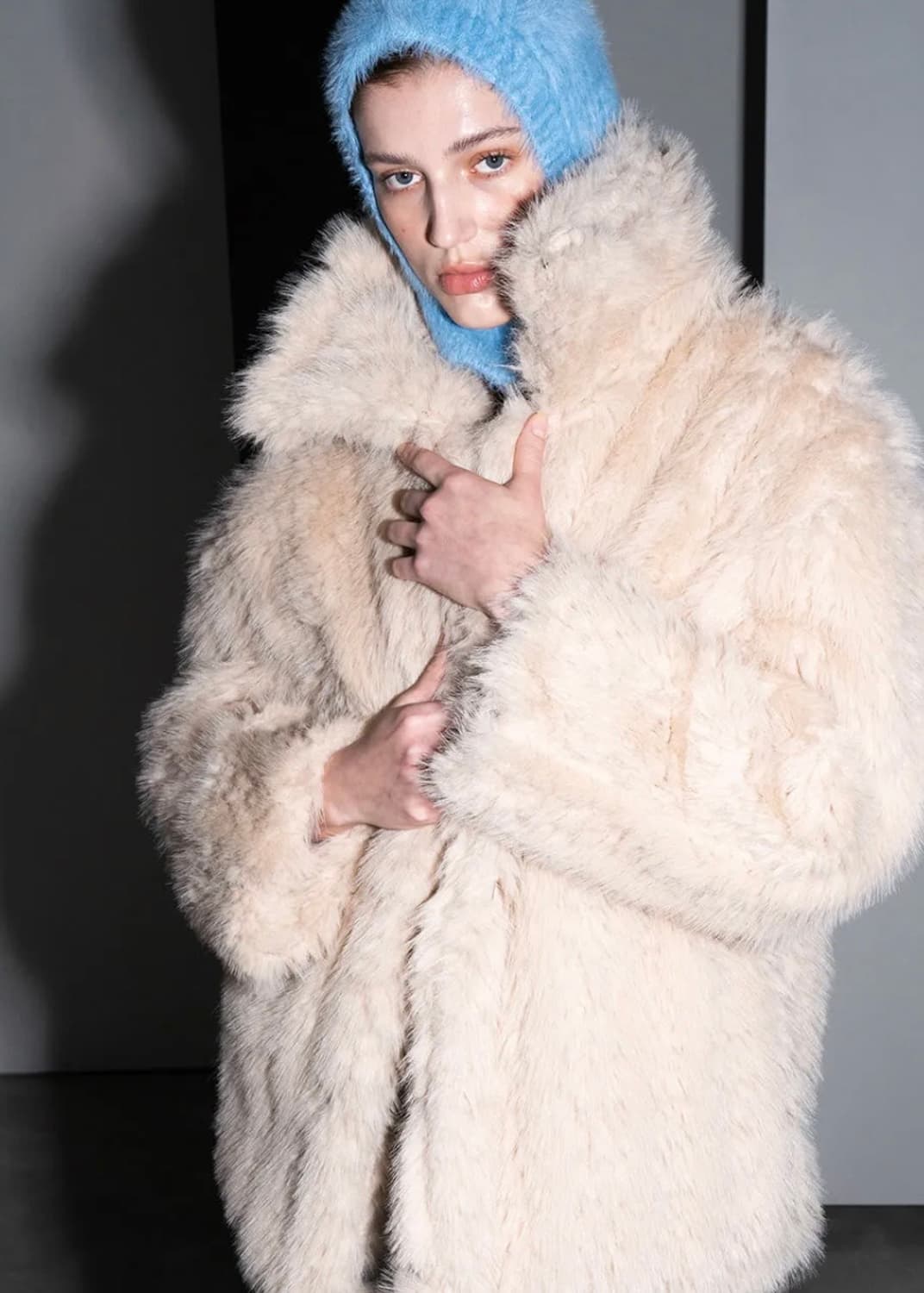 320쇼룸 퍼자켓 베이지 상품이미지2