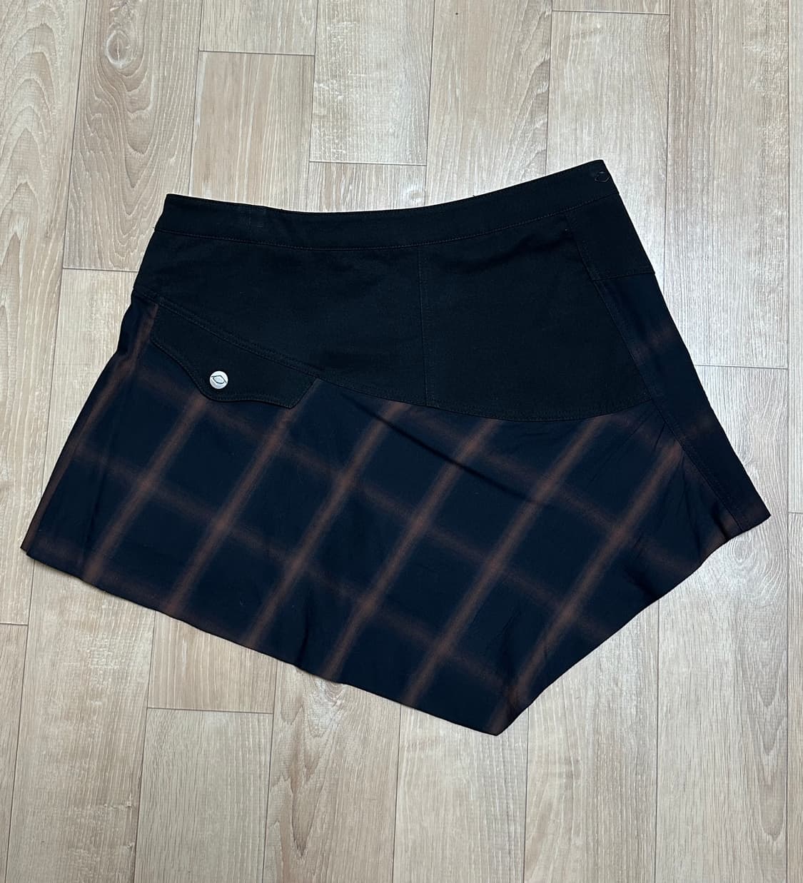 미스치프 어시메트릭 투톤 미니 스커트 블랙 멀티 S 상품이미지3