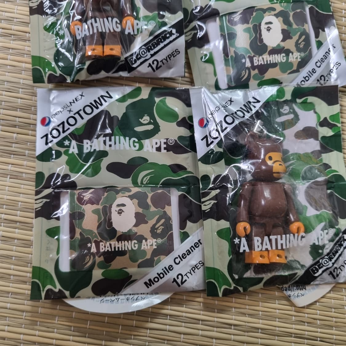 일본 베이프 마일로 X 70% 베어브릭X펩시 키링 핸드폰 클리너 총4종 상품이미지2