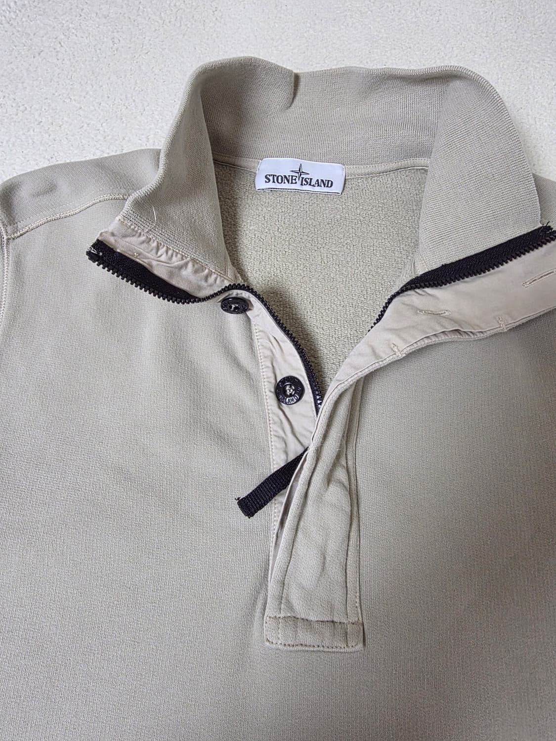 스톤아일랜드 반집업 베이지 남자  L. 100사이즈 상품이미지2