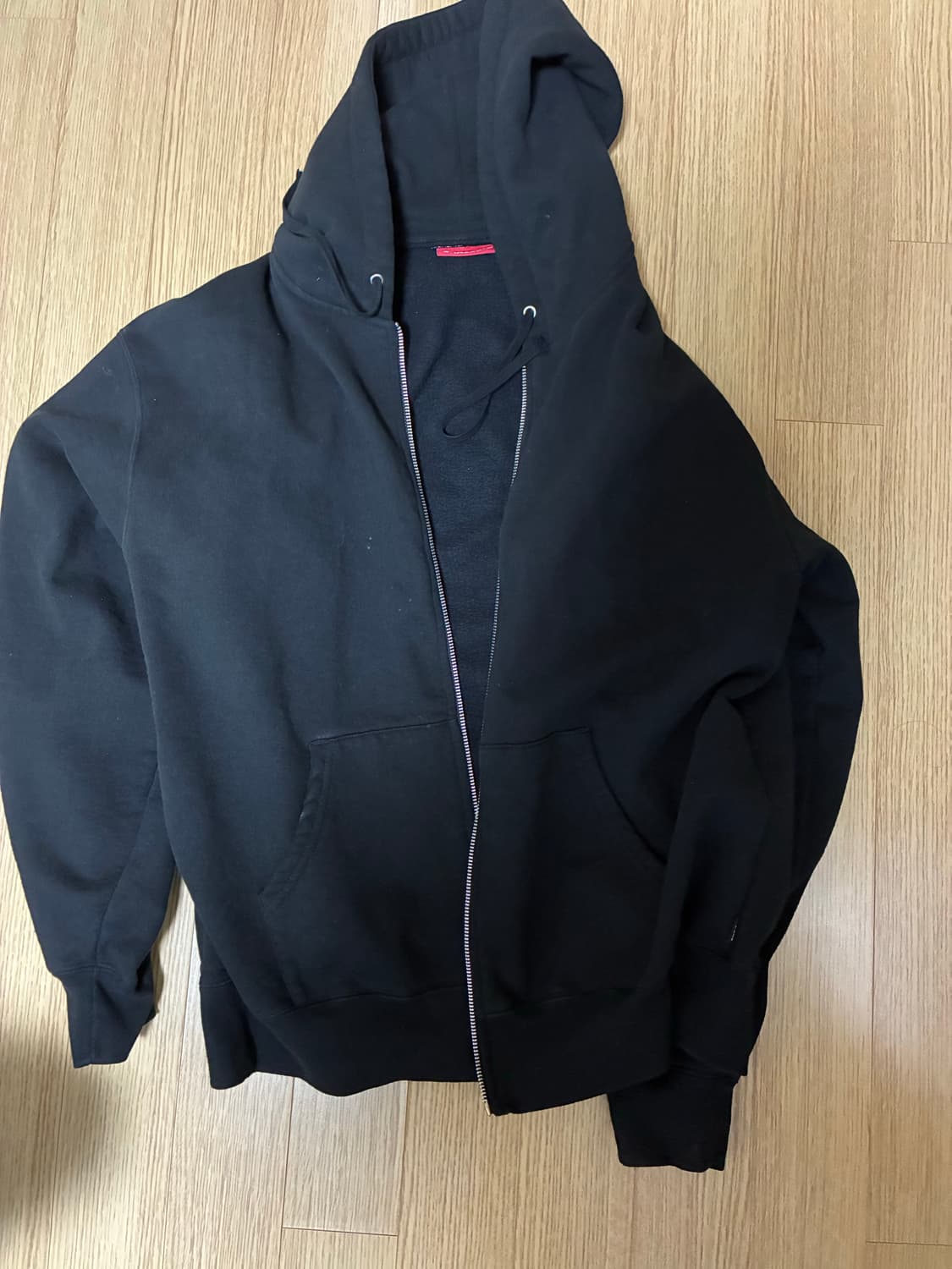 슈프림 x 트레저 후드집업 상품이미지1