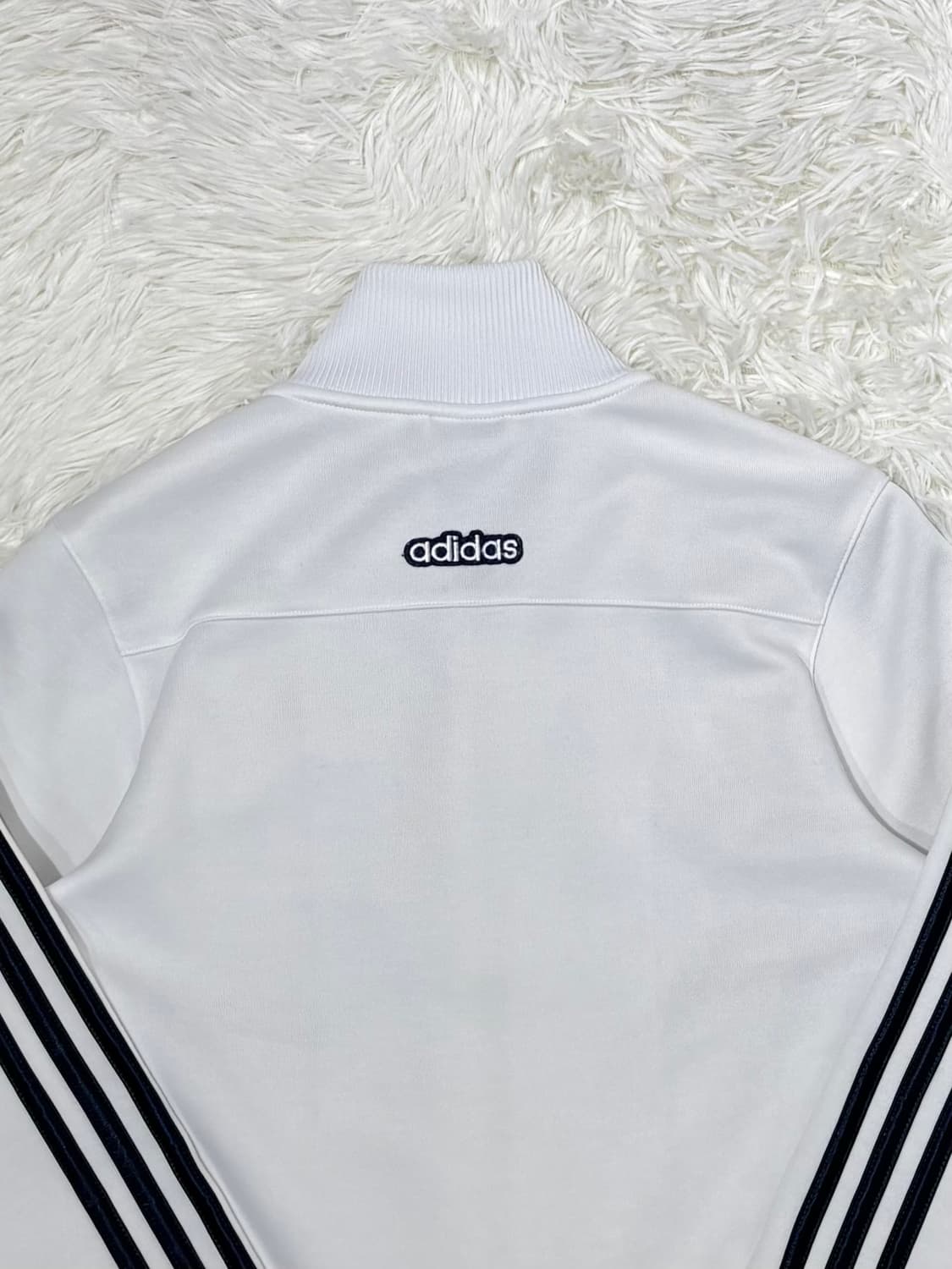 아디다스 화이트 삼선 트랙 집업 상품이미지6
