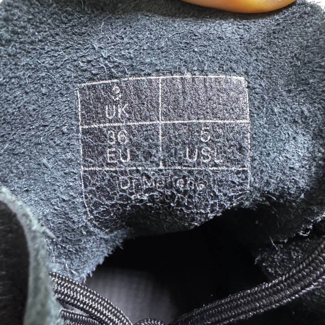 닥터마틴 1460 8홀 블랙 UK5 상품이미지6